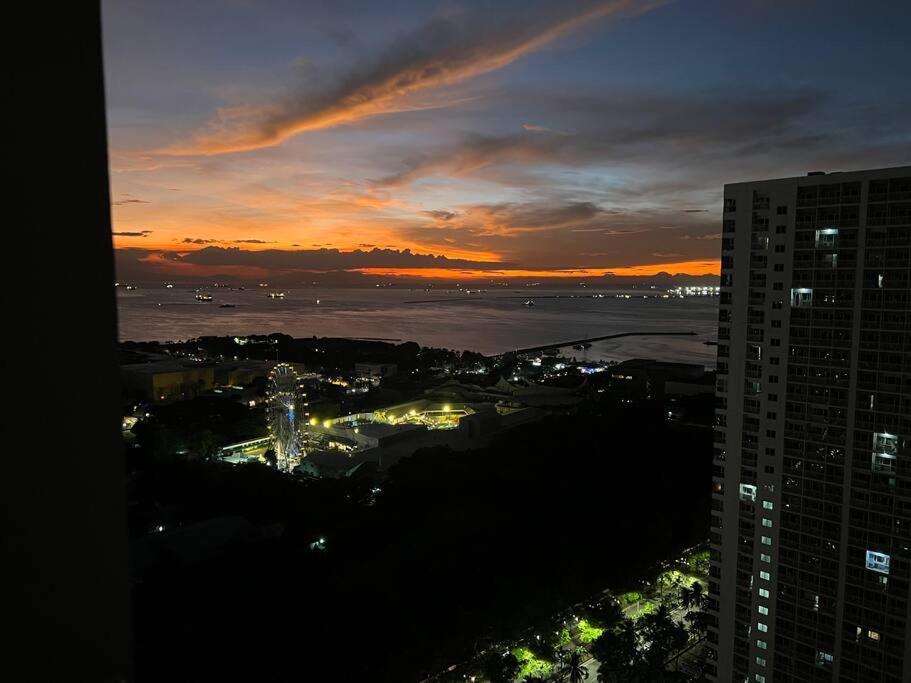 Beautiful 1Bed Condo Nr Airport, Moa, Makati, Bay 마닐라 외부 사진